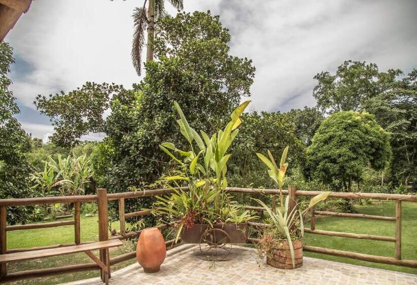 Четырехместный Номер Стандарт Вид на Сад, Paraty Paradiso