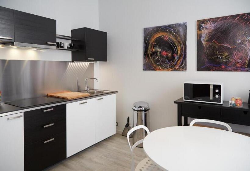 １ベッドルームのデラックスアパートメント, La Résidence Arles Centre