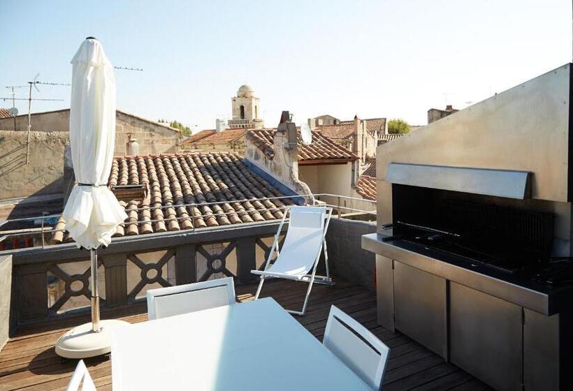 آپارتمان 1 خوابه با تراس, La Résidence Arles Centre
