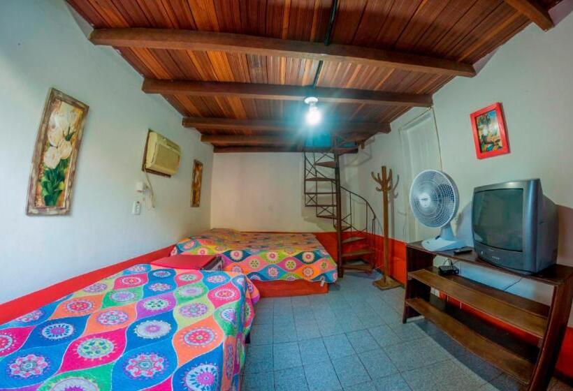 سوییت دوبلکس, Pousada Aloha Arraial
