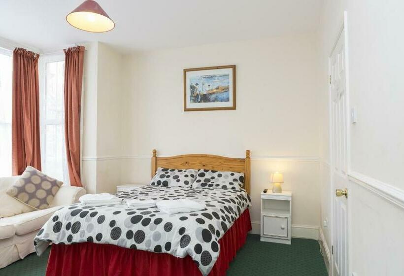 Номер Стандарт, Southend Guest House   Close To Beach, Train Station & Southend Airport