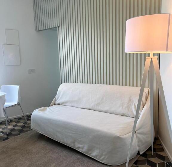 آپارتمان 1 خوابه, About Italy Holiday Rooms And Apartments