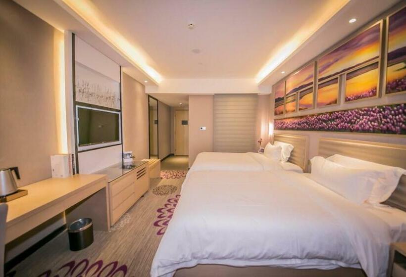 Номер Deluxe, Lavande Hotels·sanya Pedestrian Street