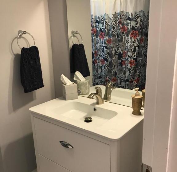 Номер Стандарт Индивидуальный, A Home Away From Home