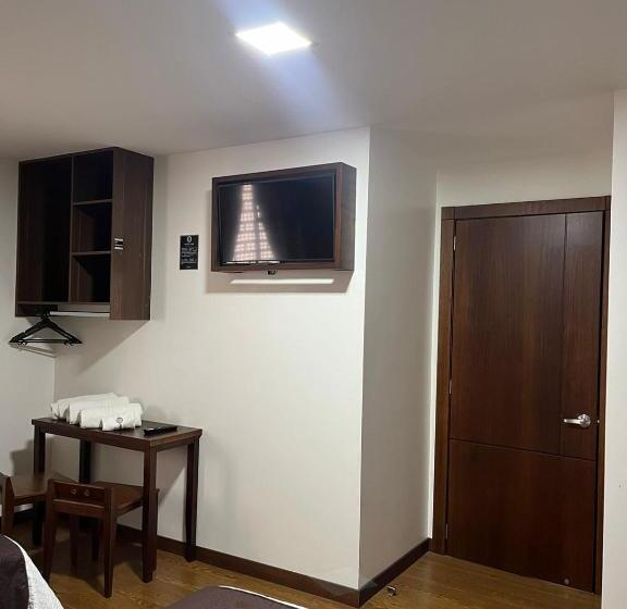 스탠다드 트리플 룸, Hostal Camil