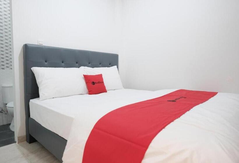 Номер Economy, Reddoorz Near Taman Palem