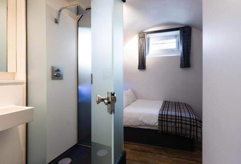 标准间, Code Pod – The Court  Edinburgh