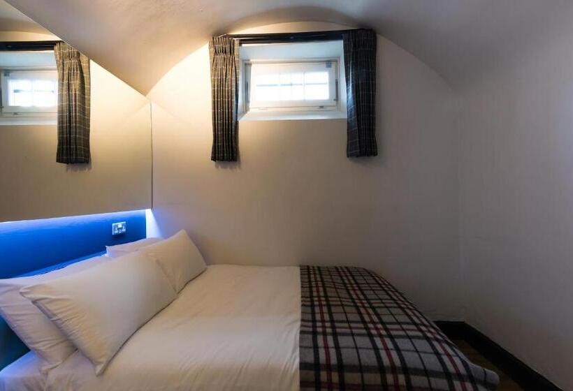 带共用浴室的标准房间, Code Pod – The Court  Edinburgh