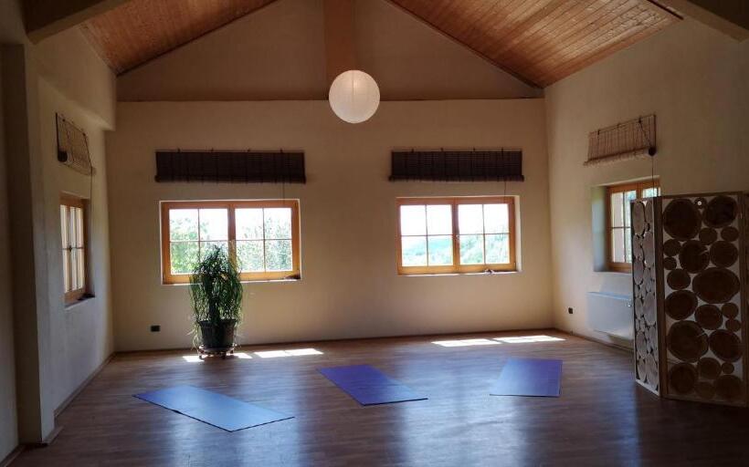 Апартаменты 1 Спальня Вид на Сад, Casa Re   B&b E Vino A Montabone