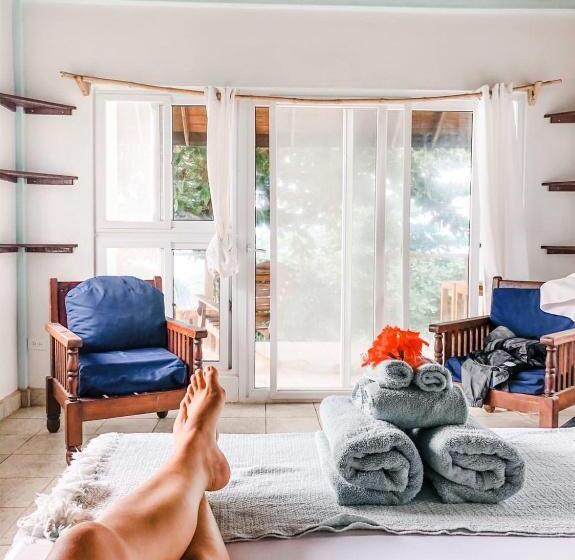 بنجلو ديلوكس, Bird Island Bungalows