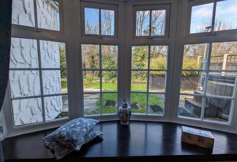 Люкс Deluxe Кровать Кинг, Tafarn Y Waen   Guesthouse