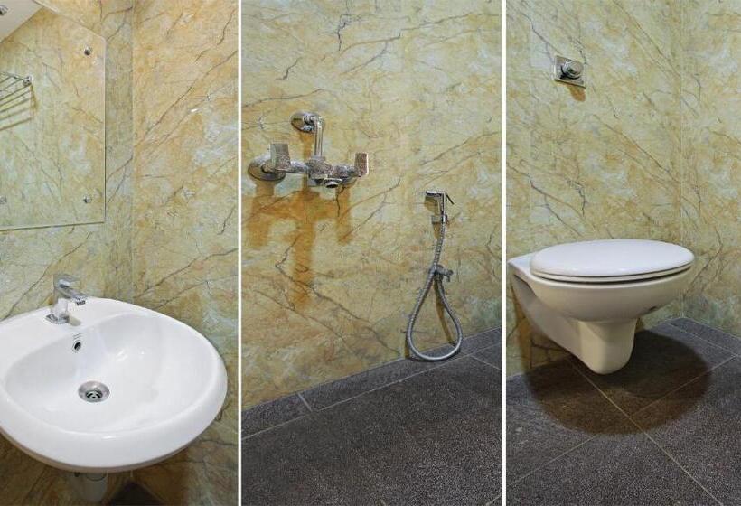 Номер Deluxe, Itsy Hotels Jansi Residency
