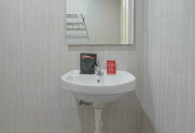 Номер Стандарт, Reddoorz Near Islamic Center Samarinda