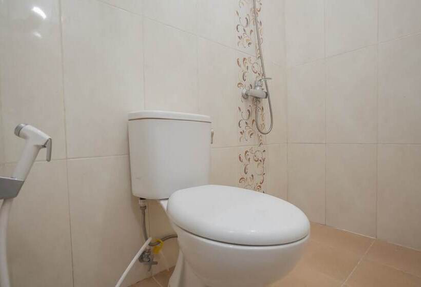 Номер Стандарт, Reddoorz @ Kertajaya Surabaya