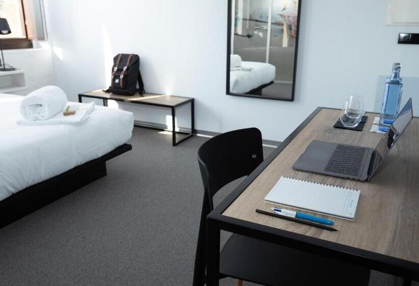 اتاق استاندارد یک نفره, Melibea By Gaiarooms