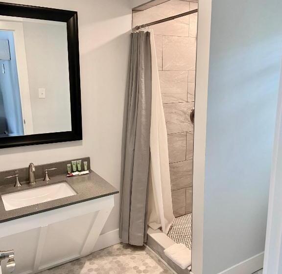Номер Deluxe, Elk Rapids Lakeshore Inn