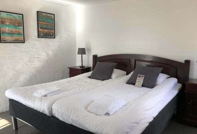 标准间带阳台, Husargårdens Bed & Breakfast