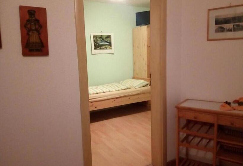 Номер Стандарт, Pension Am Tor Zum Mainbogen