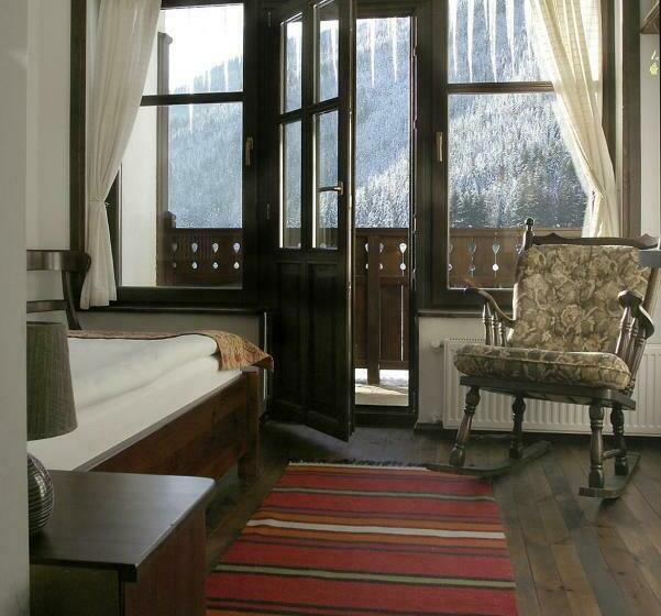 اتاق استاندارد یک تخته با بالکن, Family Hotel Arkan Han