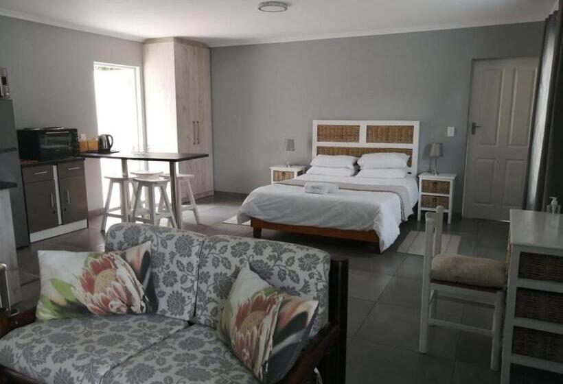 Апартаменты 1 Спальня Вид на Бассейн, Northern Vine Guesthouse B&b Self Catering