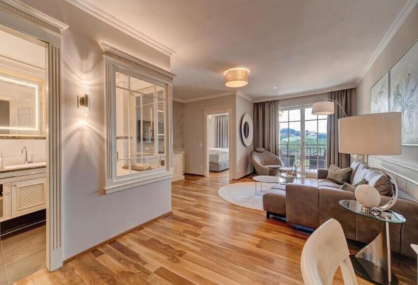 Люкс, Wellness  & Sporthotel Jagdhof