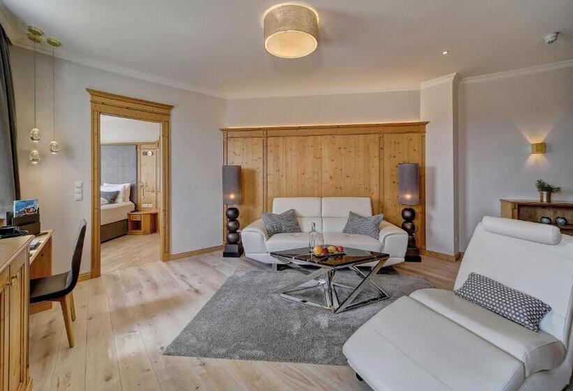Family Suite, Wellness  & Sporthotel Jagdhof