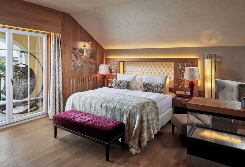Family Suite, Wellness  & Sporthotel Jagdhof