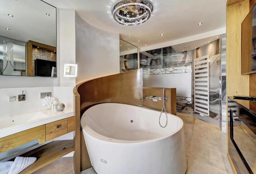 Люкс Superior, Wellness  & Sporthotel Jagdhof