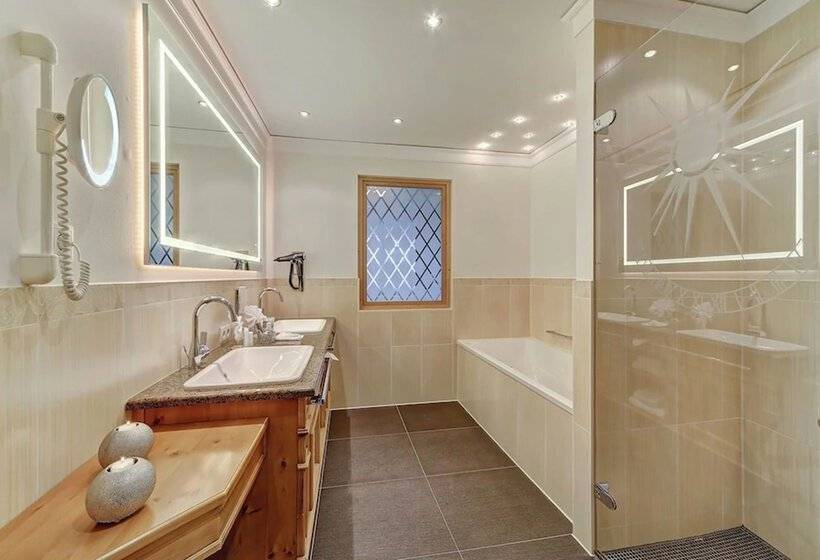 Люкс, Wellness  & Sporthotel Jagdhof
