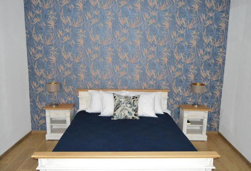 آپارتمان 1 خوابه با بالکن, Guest House 1568