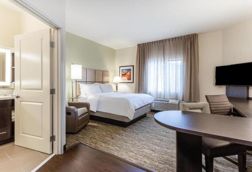 Студия Стандарт, Candlewood Suites   Davenport, An Ihg