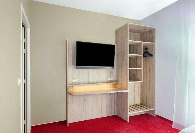 Номер Стандарт, The Originals City, Hôtel Acadine, Pontaudemer