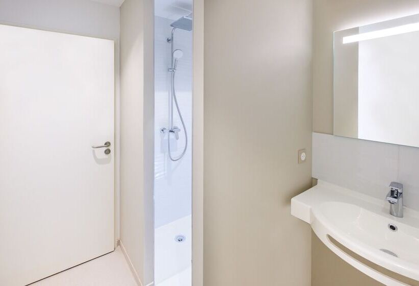 Семейный Номер, The Originals City, Hôtel Acadine, Pontaudemer