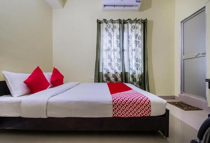 Трехместный Номер Классика, Oyo 26664 Hotel Kumar Inn