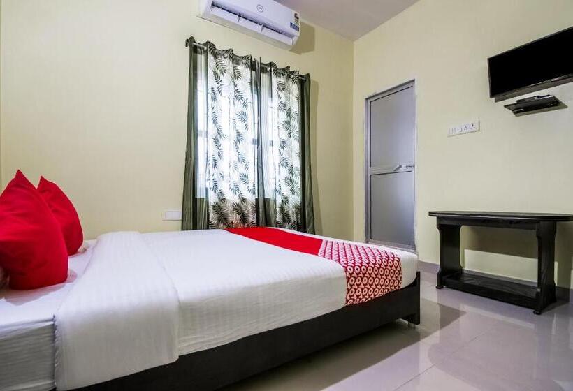 Трехместный Номер Классика, Oyo 26664 Hotel Kumar Inn