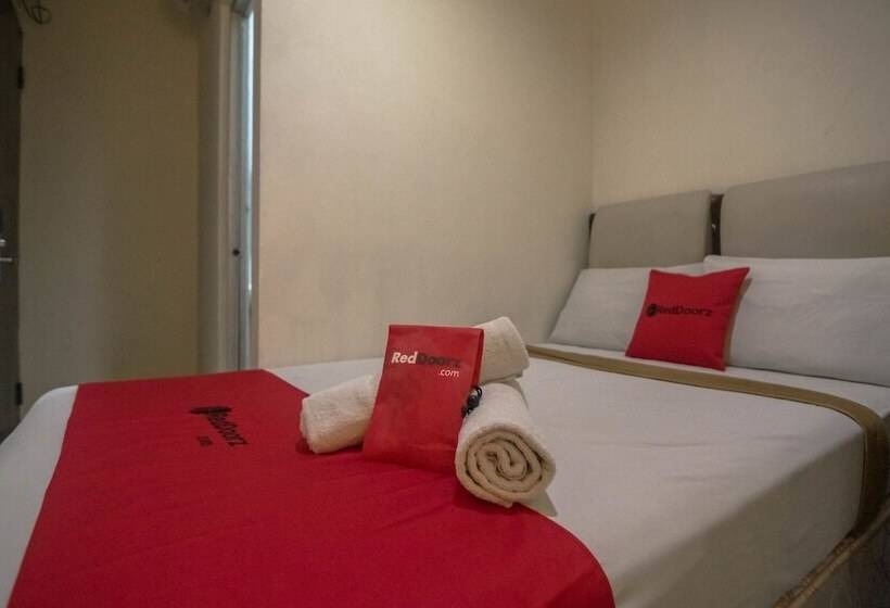 Номер Economy, Reddoorz Near Rs Husada