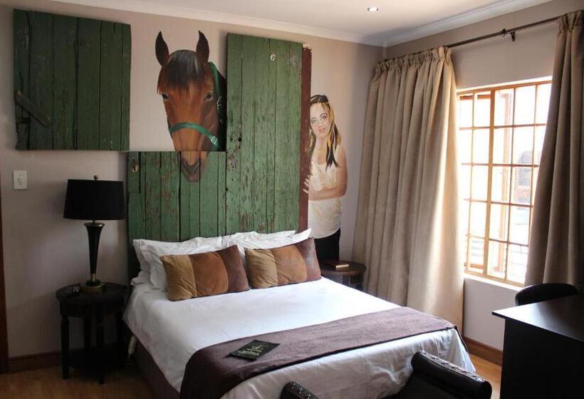 Номер Economy, House And Heart Guest House