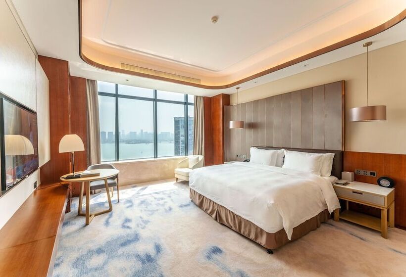 可观景的套房, Wyndham Grand Plaza Royale Yuzhou Xiamen   Wuyuan Bay