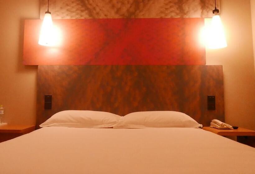Номер Superior, Ibis Nanchang Zhongshan Road Pedestrian Street