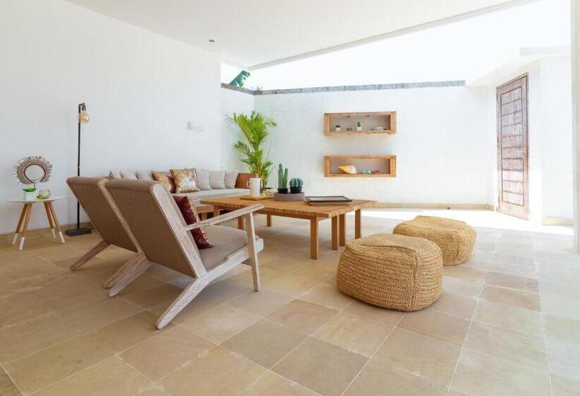 Suite with Pool, Lempuyang Boutique