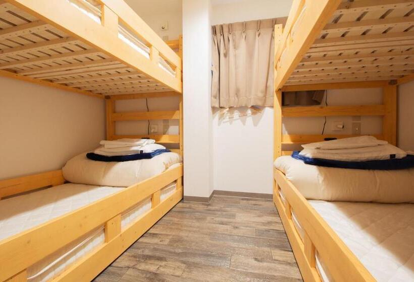 Номер Стандарт Четырехместный Совместный Санузел, Trip & Sleep Hostel