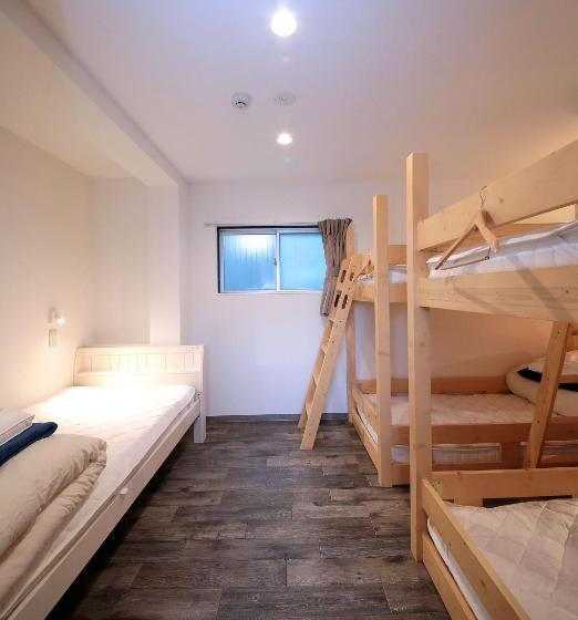 Семейный Номер Совместный Санузел, Trip & Sleep Hostel