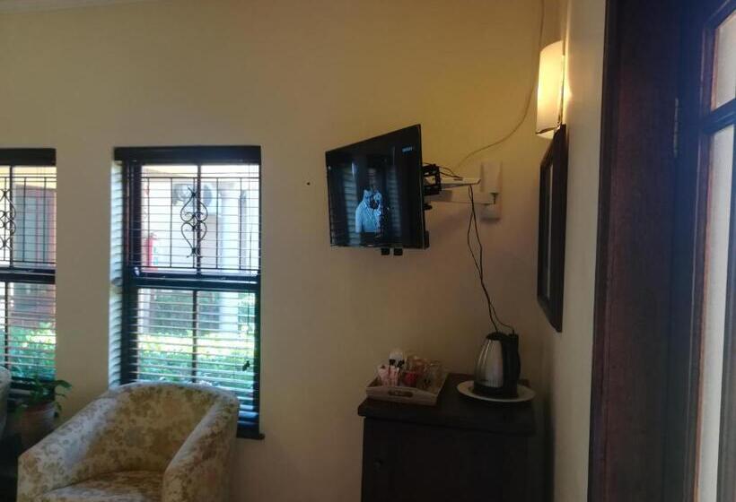 Номер Deluxe, Moon And Sixpence Garden Guest House