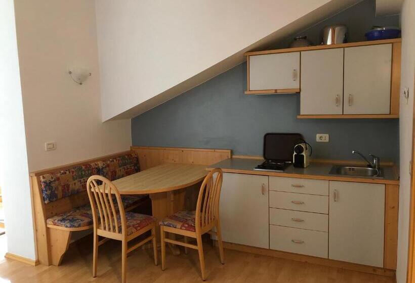山景套房, Residence Mavie