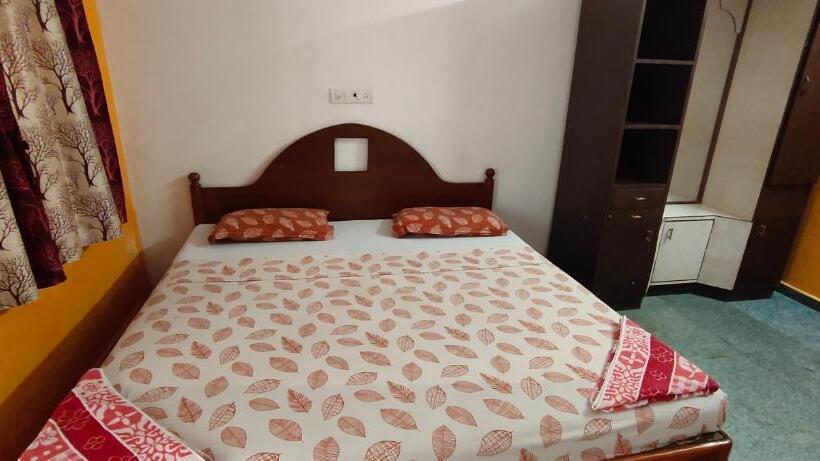 经济房, Nakshatraa Guest House