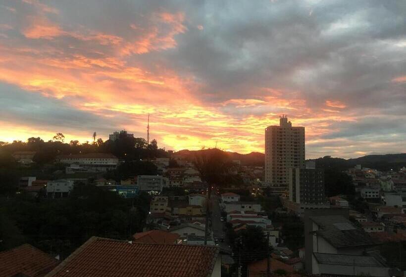سوییت با چشم‌انداز کوه, Pousada Casa De Bragança
