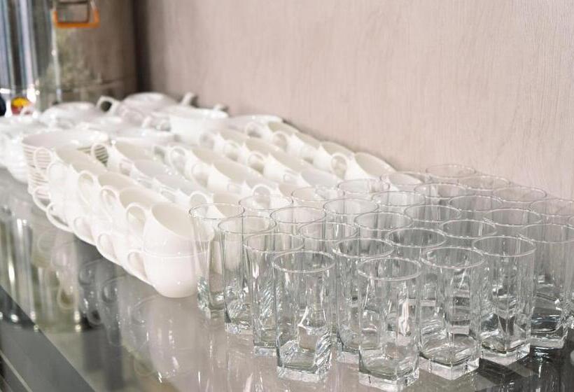 اتاق استاندارد با تخت بزرگ, Tourist Inn