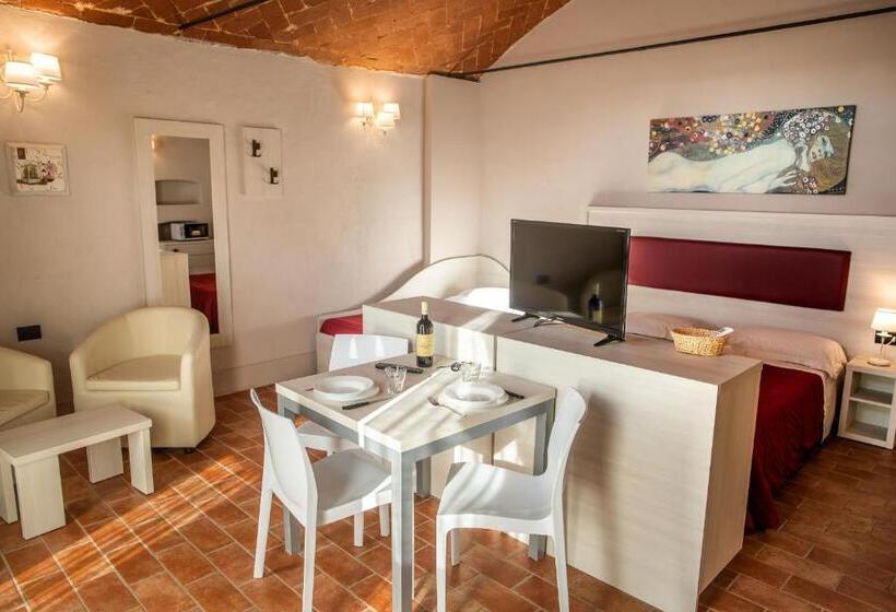 Семейный Номер, Villa Norcenni Apart