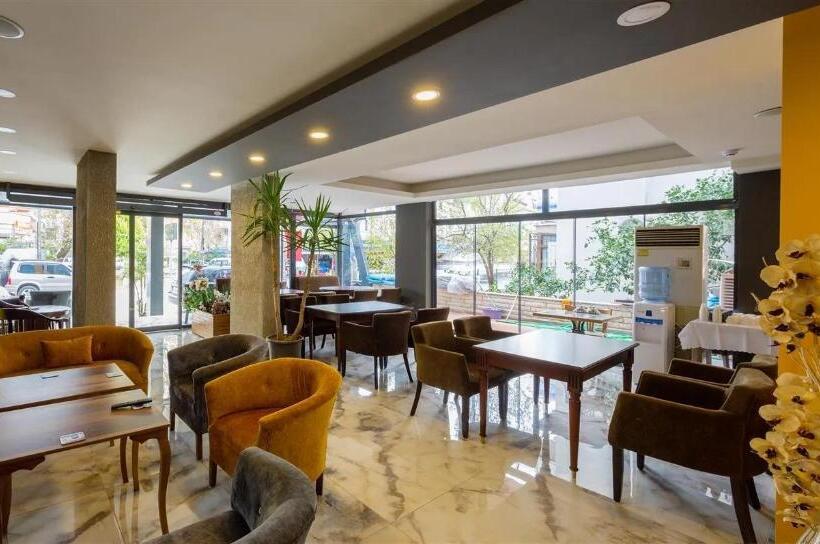 اتاق لوکس خانوادگی, Namaste Otel