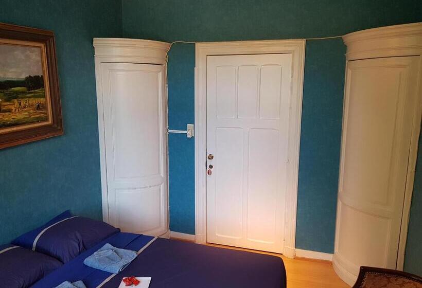اتاق لوکس, Château Lambert Moulinsart Hotel, Shuttle Airport, Long Term Parking, Snooker, Large Terrasse, Dinne